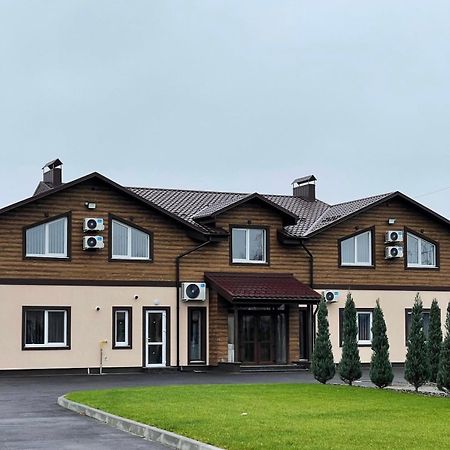 Ні Пуху, Ні Пера! Hotel Reshetylivka Exterior foto